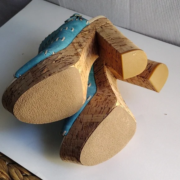 Kelsi Dagger turquoise suede platform high heels sandals 7.5 - Picture 12 of 15